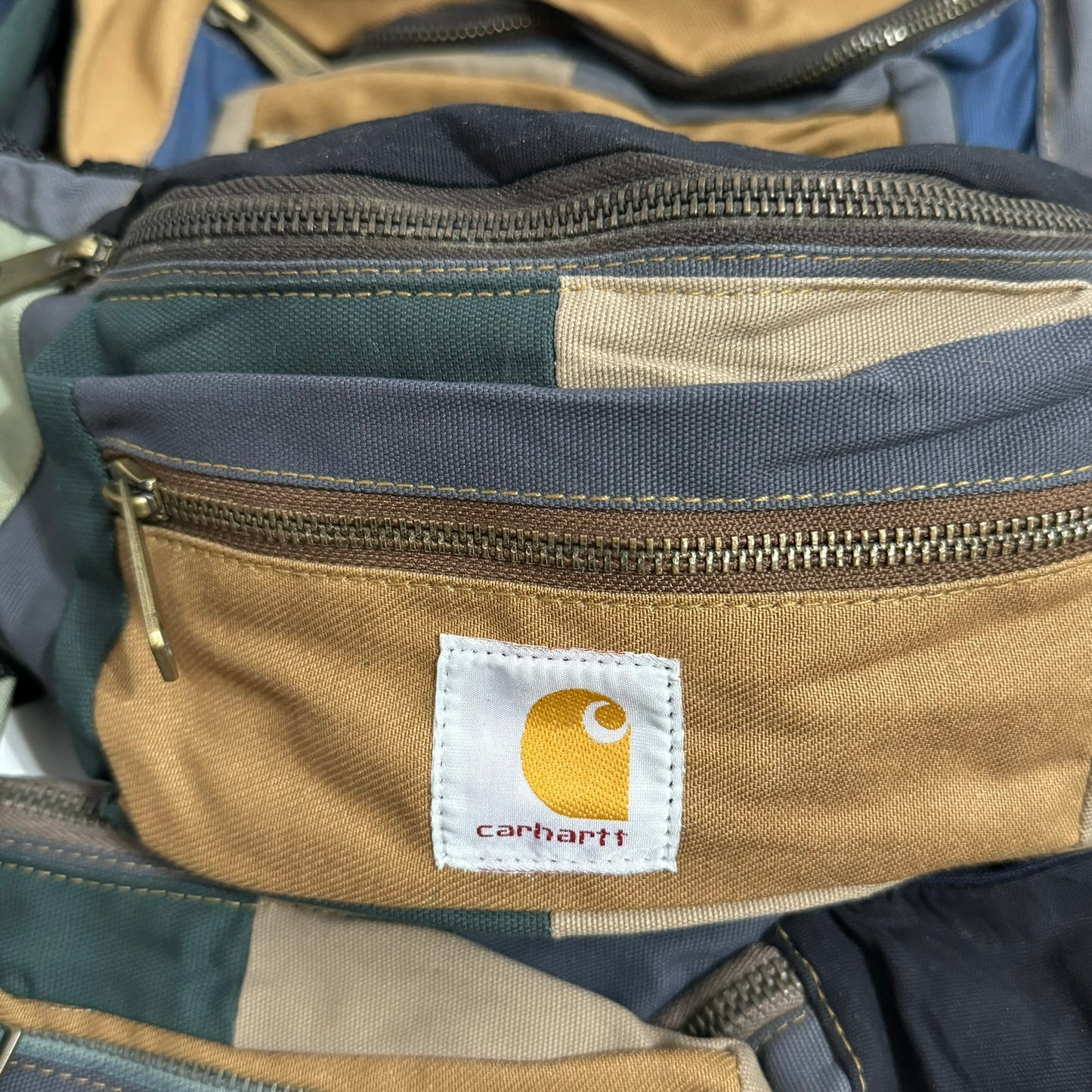 Borsetă Custom Reworked Carhartt