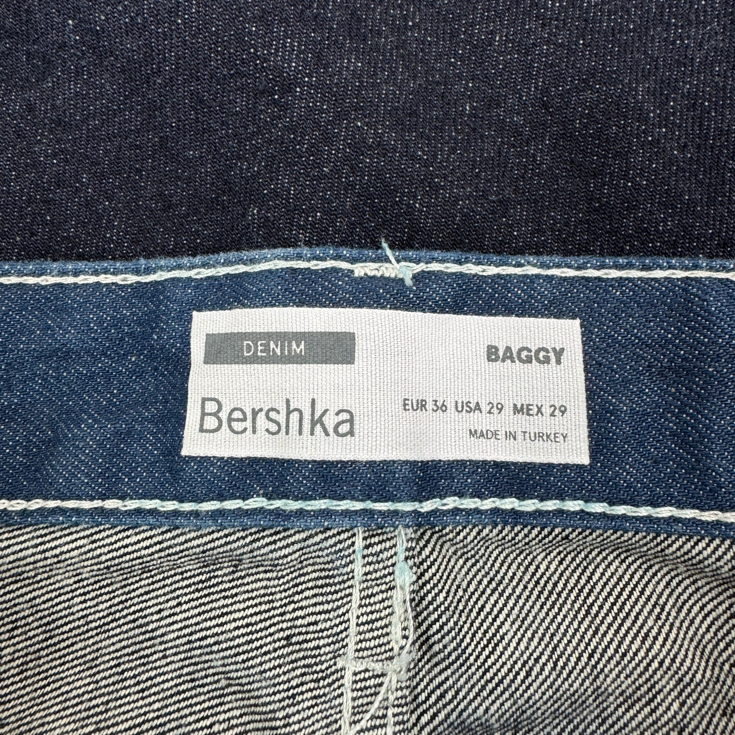 Blugi Bershka Femei